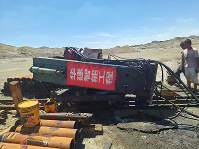 井底煤倉反井鉆機(jī)導(dǎo)擴(kuò)孔施工